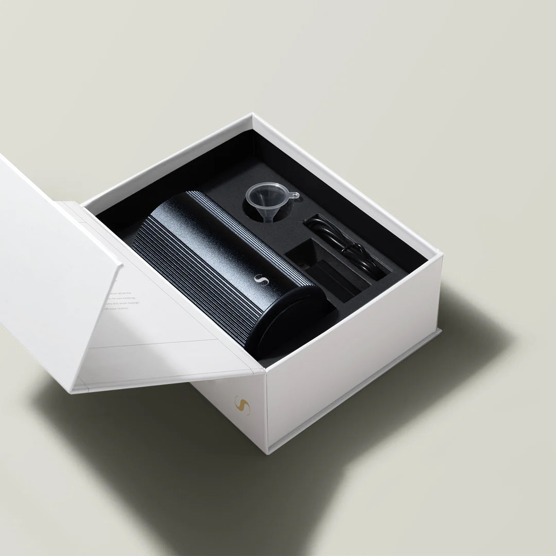 Holiday Gift Exclusive! Anywhere Diffuser + Premium Aroma Oil Bundle